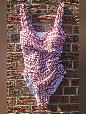 NEW Women's One Piece Swimsuit XL – Burgundy Cream Geometric
